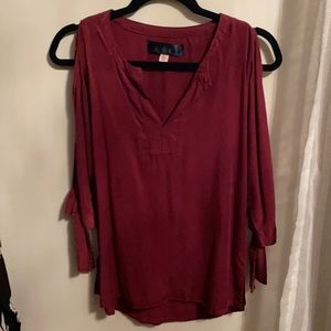 Maroon shoulder cut off blouse